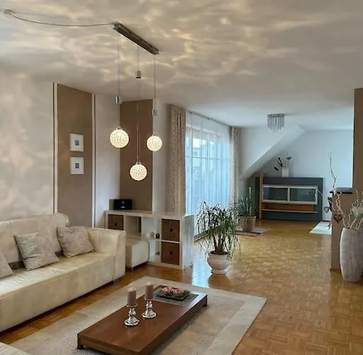 Freundliche Naehe Weinstrasse Fuer 5 Personen * Wagna